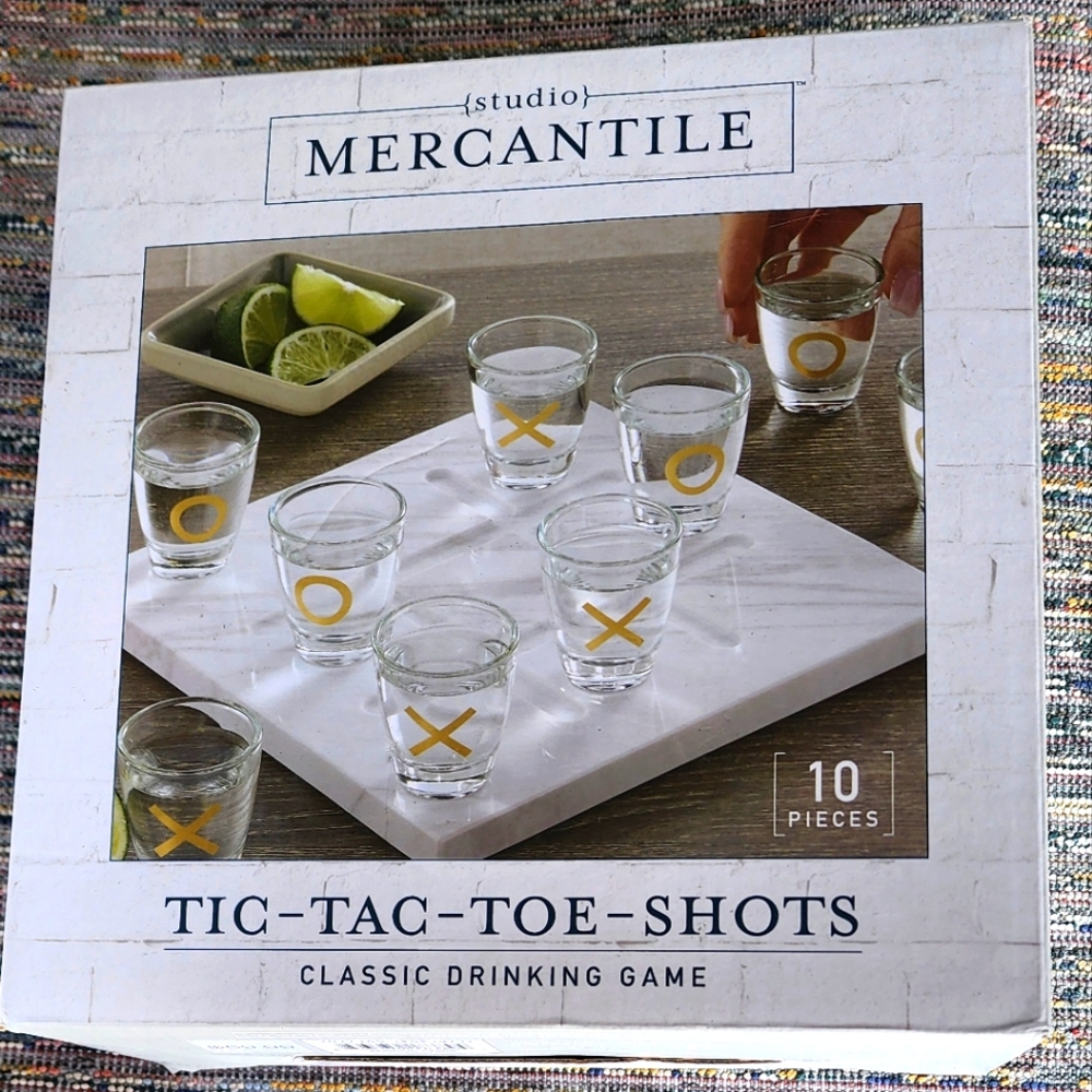 Studio Mercantile 10-Pc. Tic-Tac-Toe Shots Game